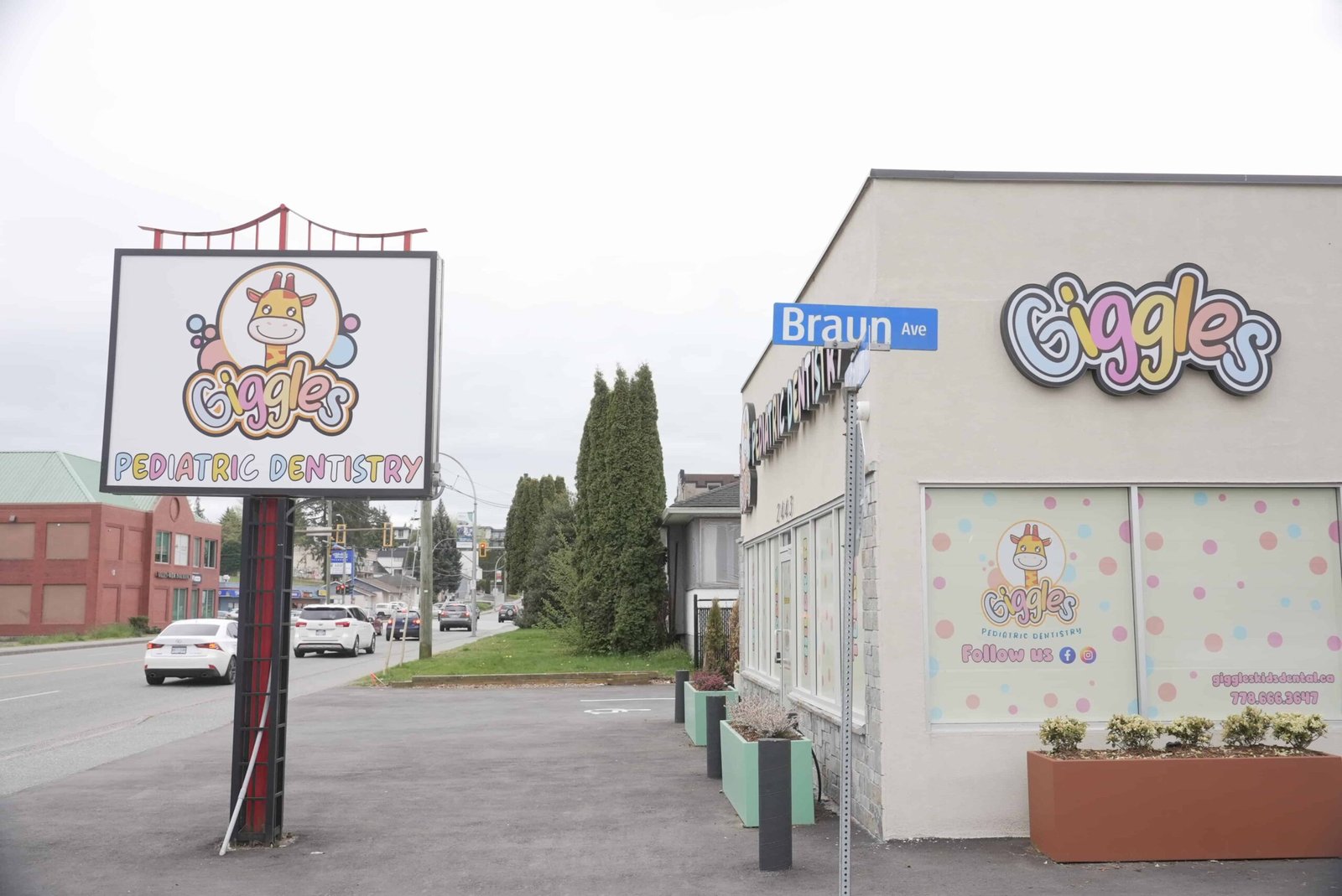 Giggles Pediatric Dentistry — Kids Play Zone